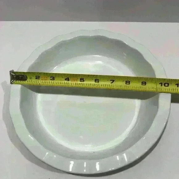 10” Red Pie Dish - Picture 2 of 4